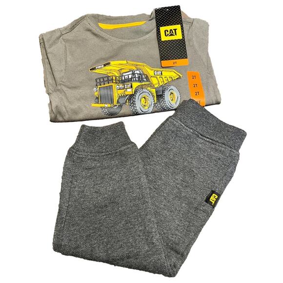 Caterpillar Boy's Jogger Shirt Tractor Dump Truck Set Size 2T NWT - Picture 5 of 5